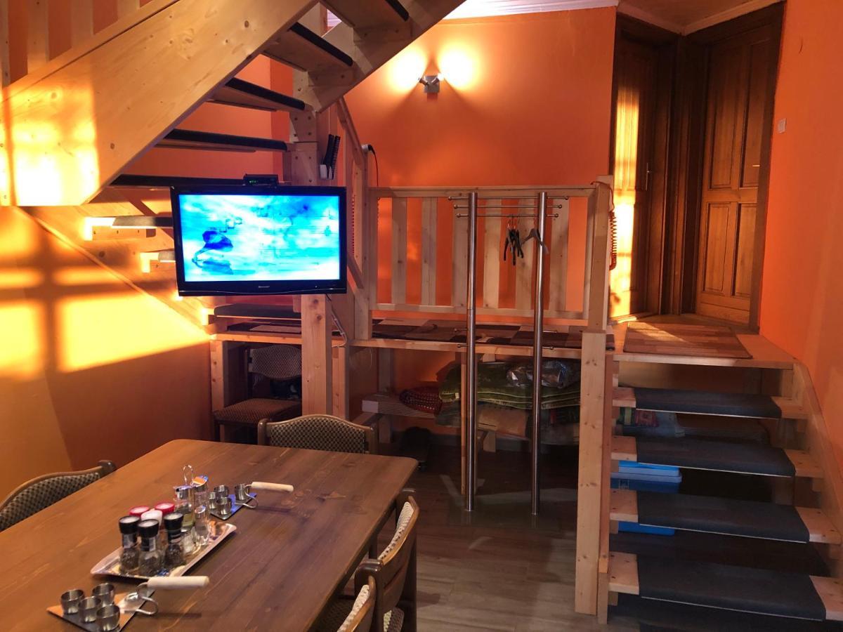 Hero 4 Sterne Ferienhaus Baja Bagian luar foto