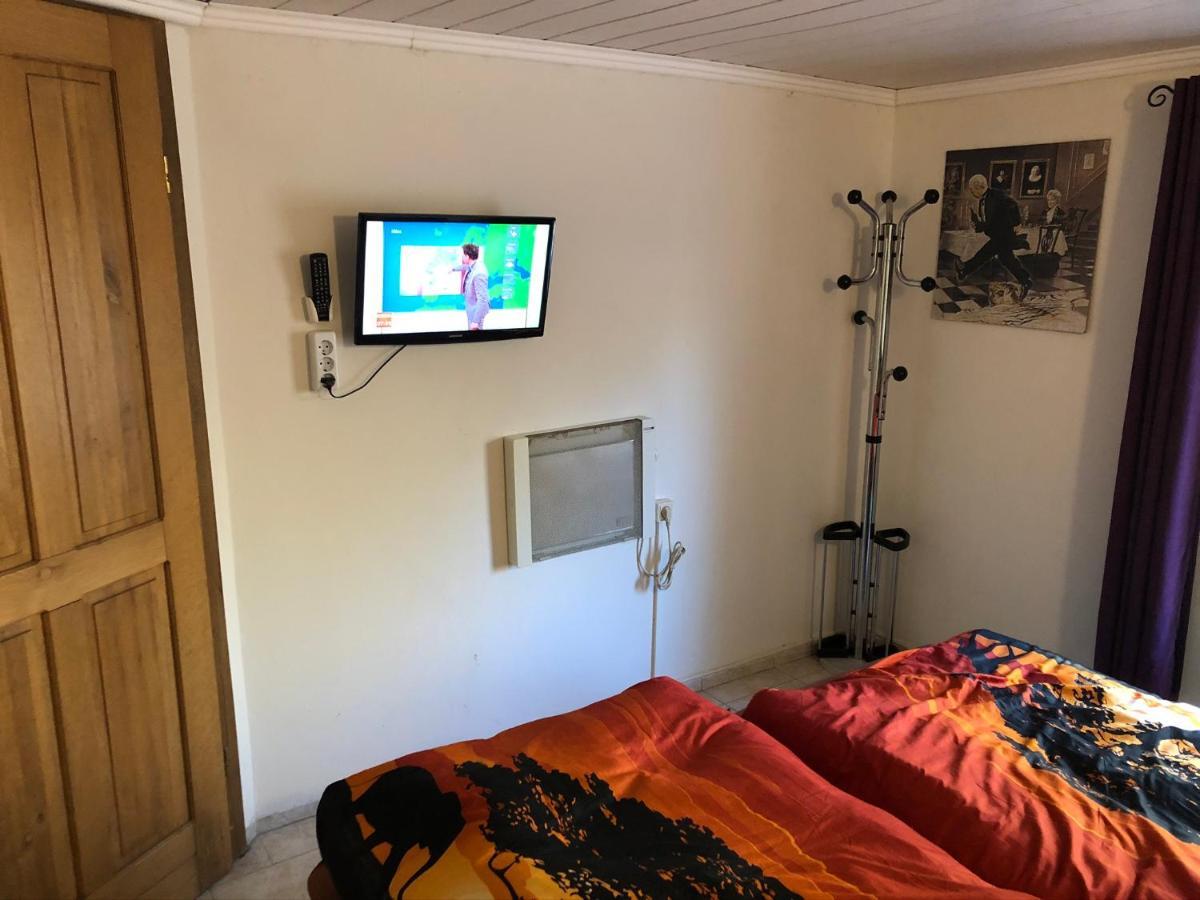 Hero 4 Sterne Ferienhaus Baja Bagian luar foto