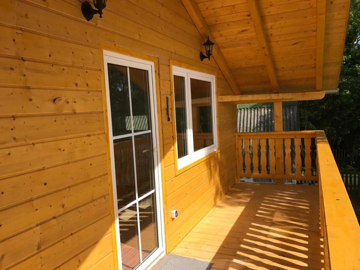 Hero 4 Sterne Ferienhaus Baja Bagian luar foto
