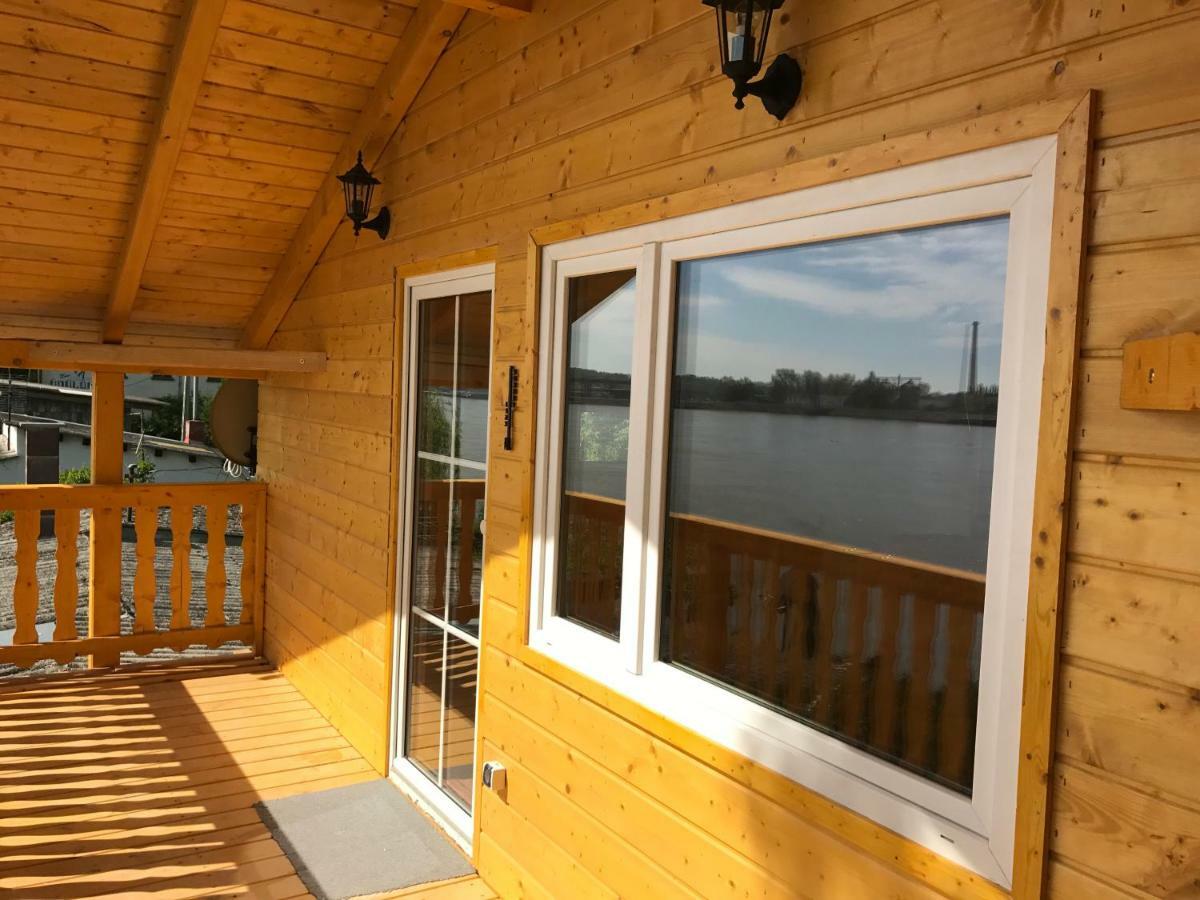 Hero 4 Sterne Ferienhaus Baja Bagian luar foto